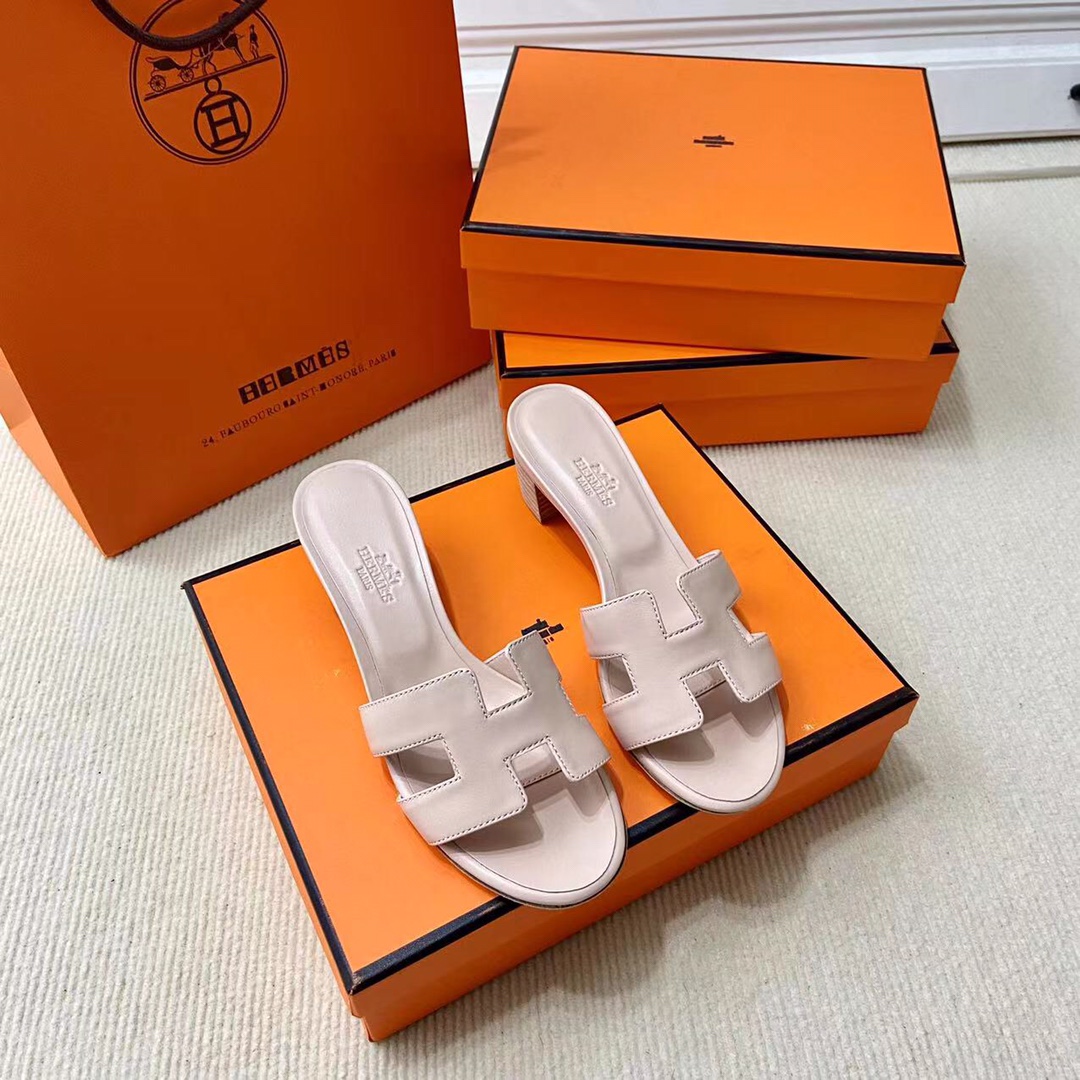 에르메스 올수공 오아시스 슬리퍼 샌들 스위프트 43